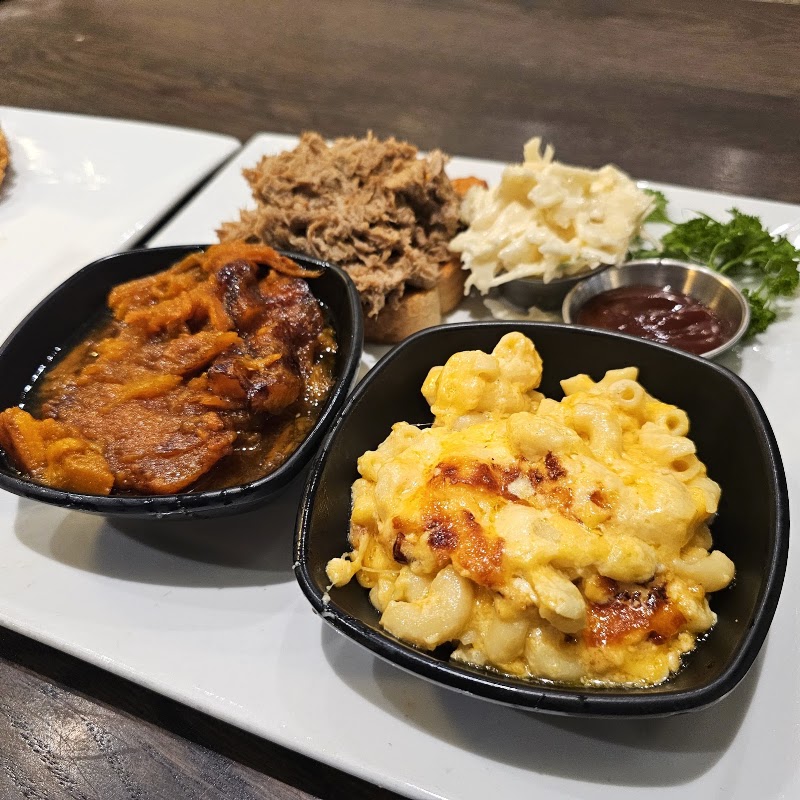 Food and interior photo 4 at Southern Kitchen in Richmond