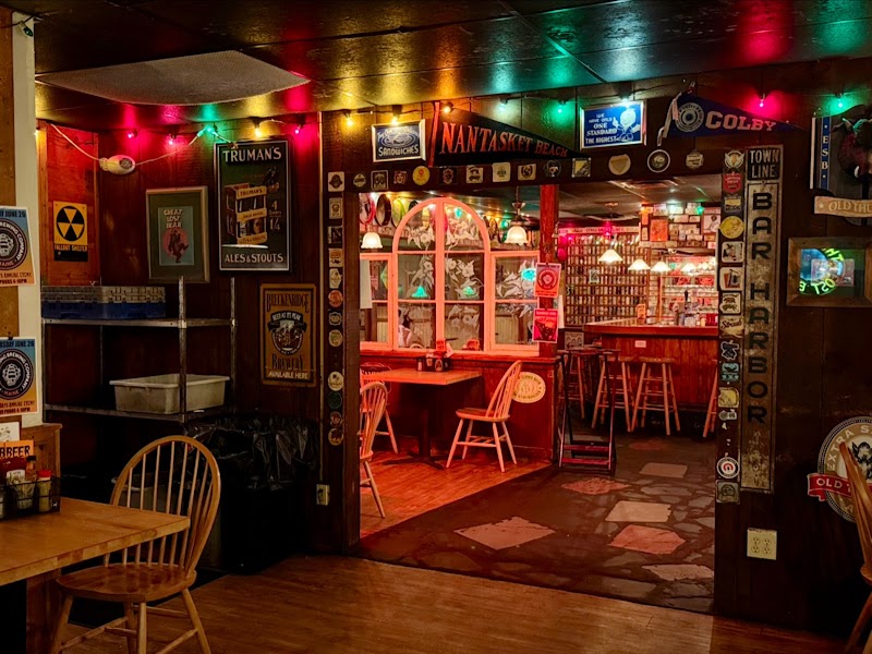 Food and interior photo 3 at The Great Lost Bear in Portland