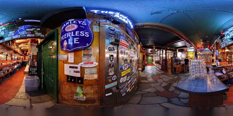 Food and interior photo 5 at The Great Lost Bear in Portland